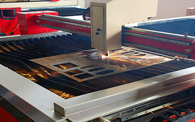 數(shù)控激光切割設(shè)備